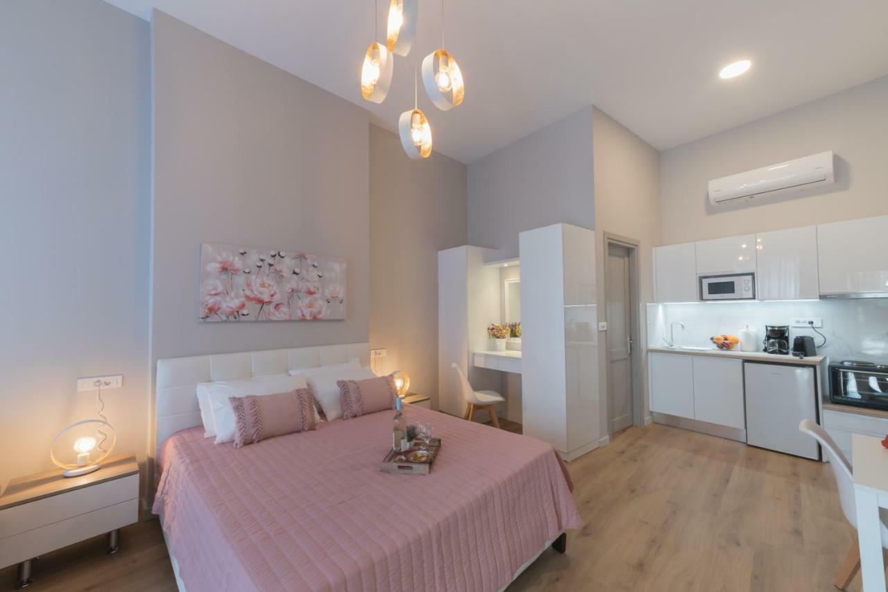 Saint George Unique Studio Nafplion Exteriör bild